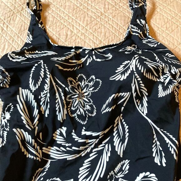 BAL HARBOUR One Piece Slimming Swimsuit Black White Floral Womens Large - Picture 3 of 8